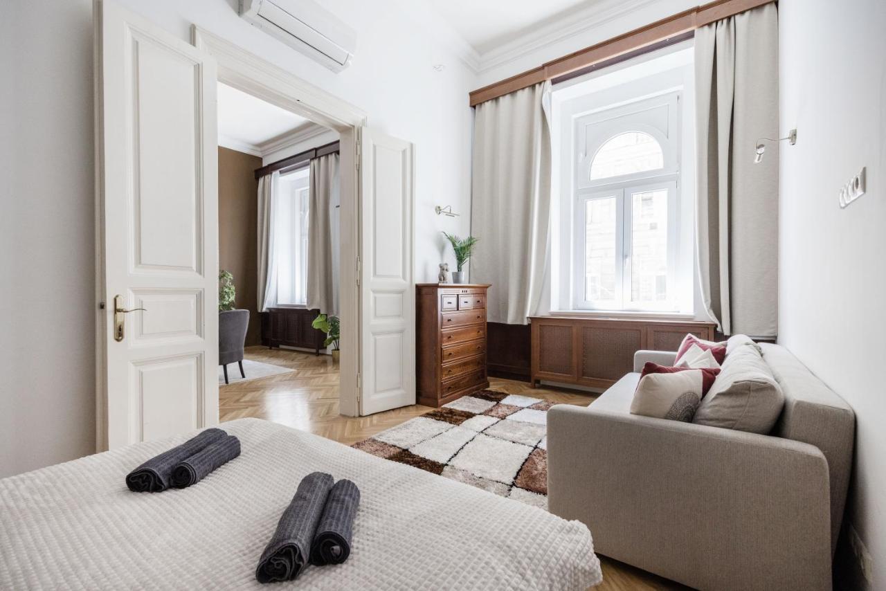 Luxe, Historic Home Near Downtown Landmarks 19Th Century Budapeste Exterior foto